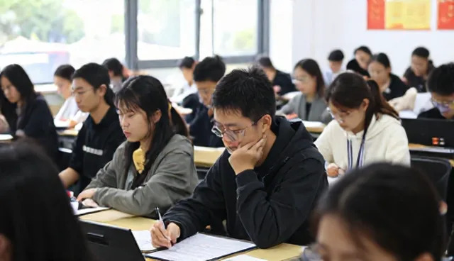 技术培训方案的适用条件比较与实际取舍